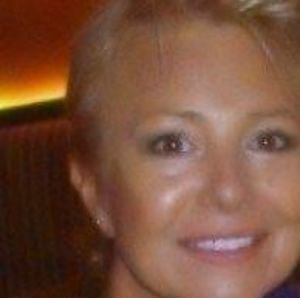 Meet your Posher, Connie